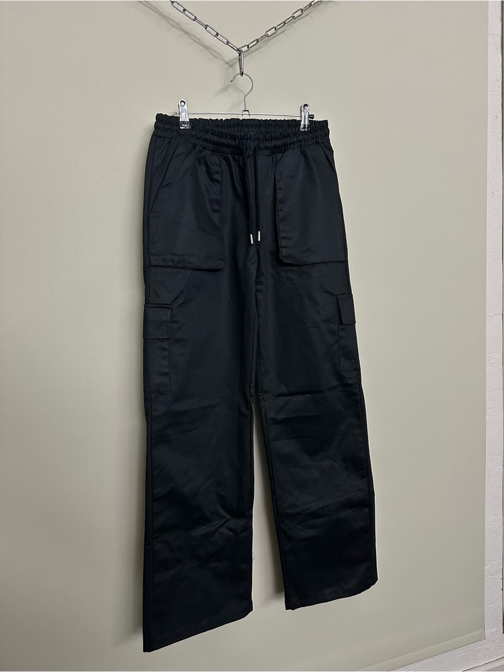 Men's Black Cargo Pants with zipper ankles NWT